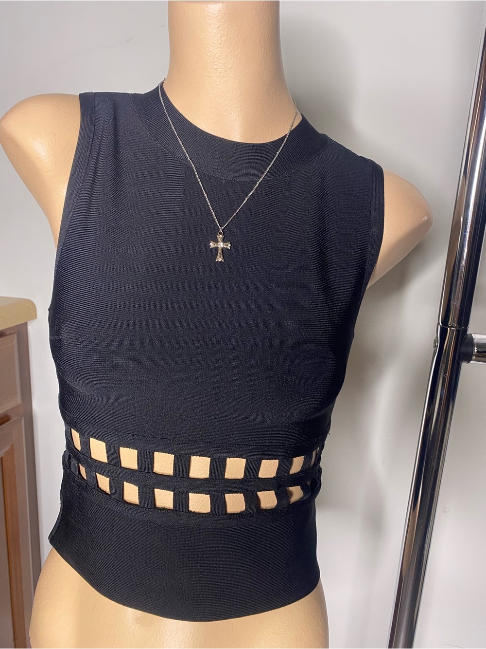 bebe Black Sleeveless Cutout Waist Knit Top